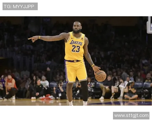 Nick Wright：湖人似乎对詹姆斯未下滑感到沮丧，不信能夺冠